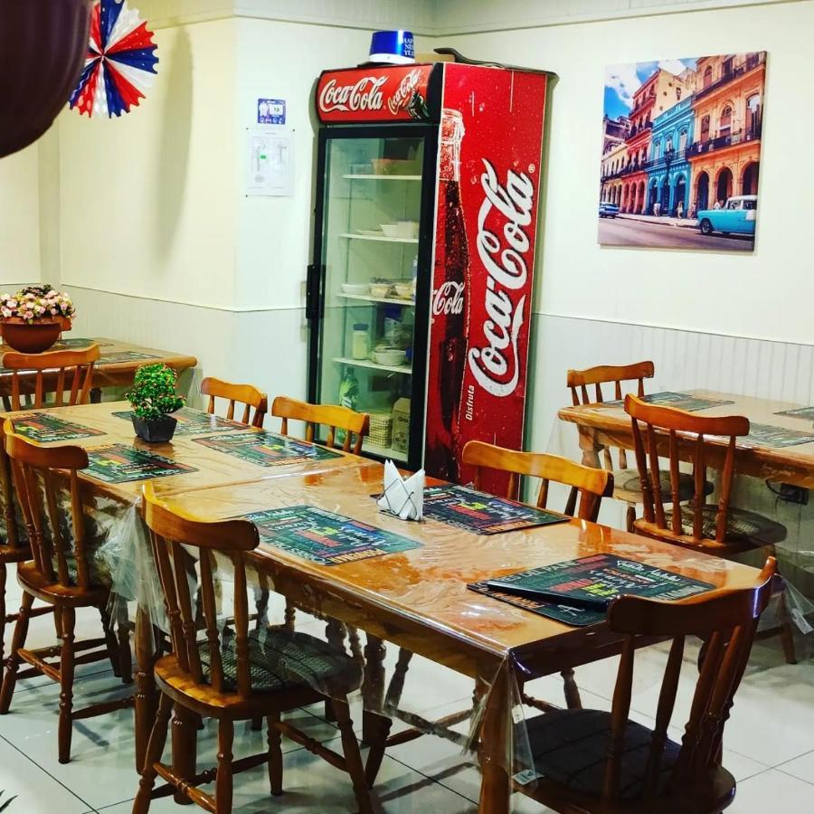Hostal Del Tuto Punta Arenas Esterno foto
